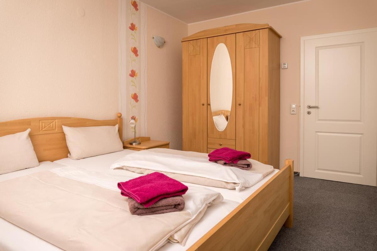 Friesenhof Janssen - Urlaub Auf Dem Bauernhof Apartment Neuharlingersiel Bagian luar foto