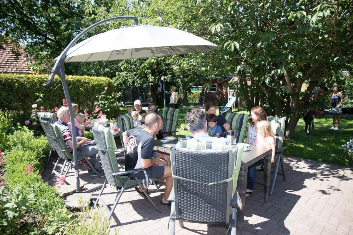 Friesenhof Janssen - Urlaub Auf Dem Bauernhof Apartment Neuharlingersiel Bagian luar foto